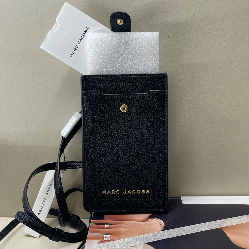 (new+tag) Marc Jacobs phone full leather crossbody fit iphone pro max - Picture 11 of 14